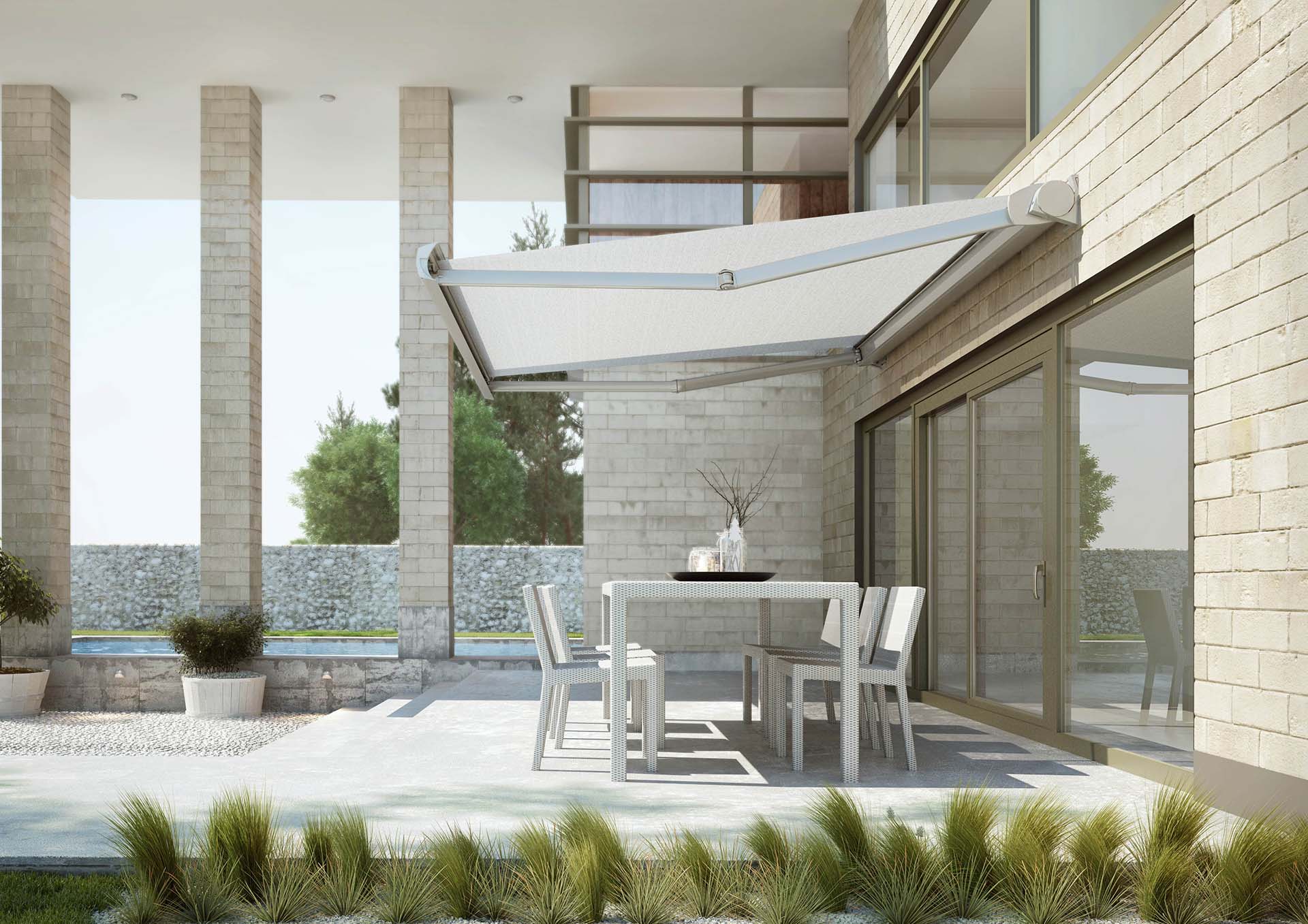 Retractable Awnings in Miami