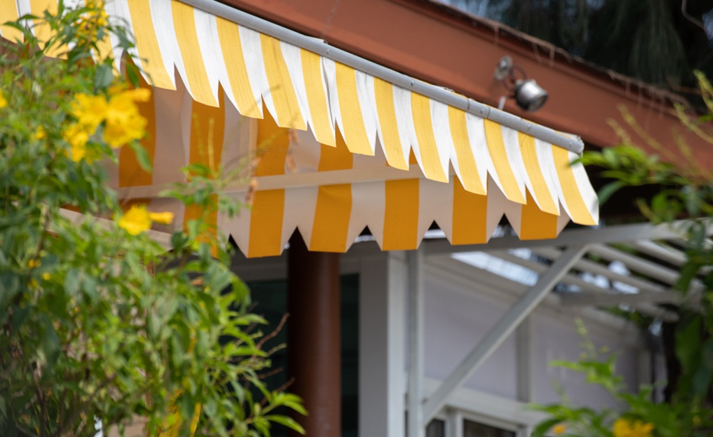 Backyard Awning Ideas for Shade and Comfort