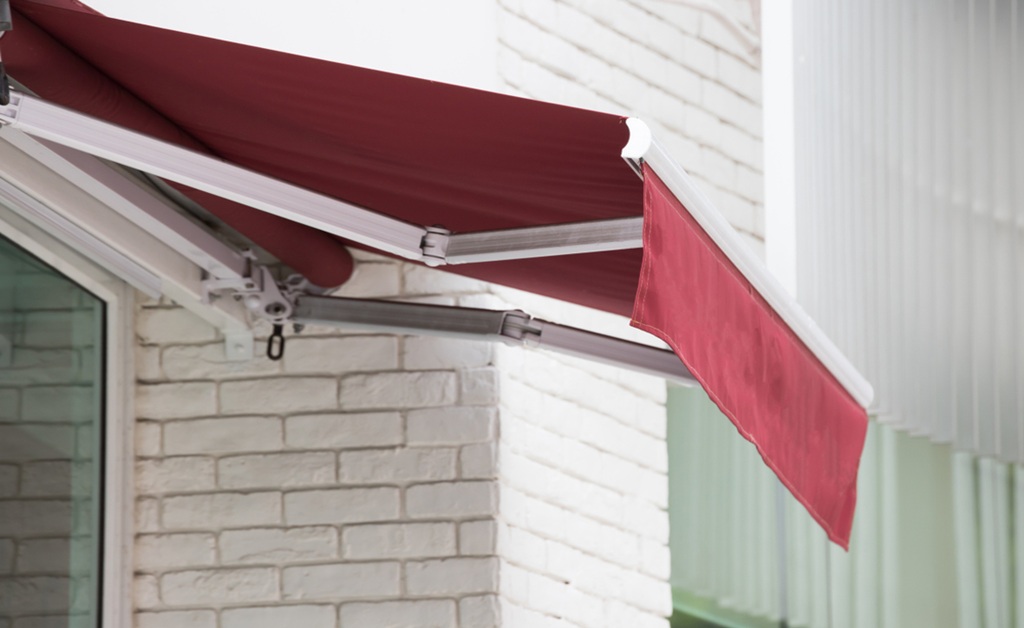 Best Retractable Awnings
