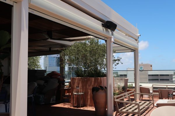 screens at rooftop restaurant in west palm beach