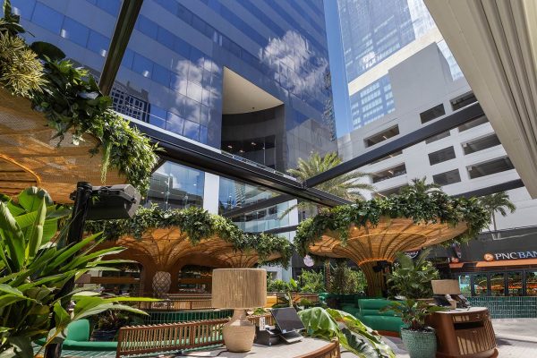 amazonico-miami-retractable-awnings-6