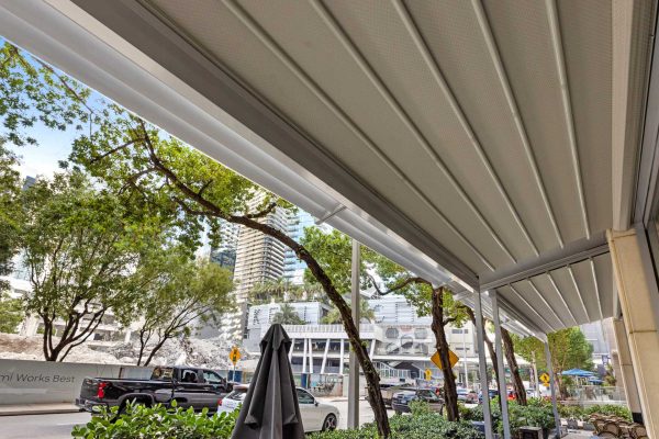 smart-shade-structures-projects-b-bistro-bakery-11