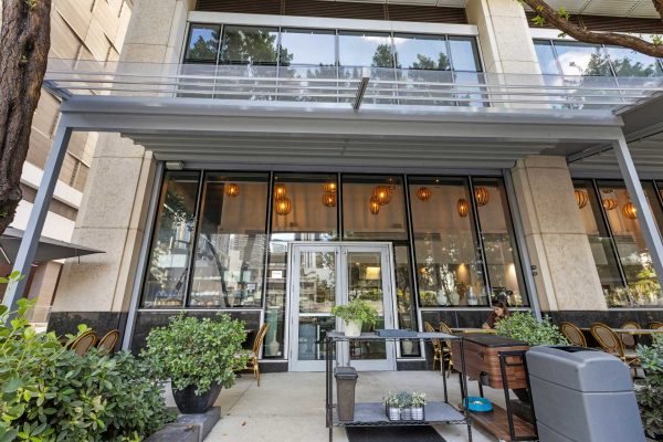 smart-shade-structures-projects-b-bistro-bakery-2